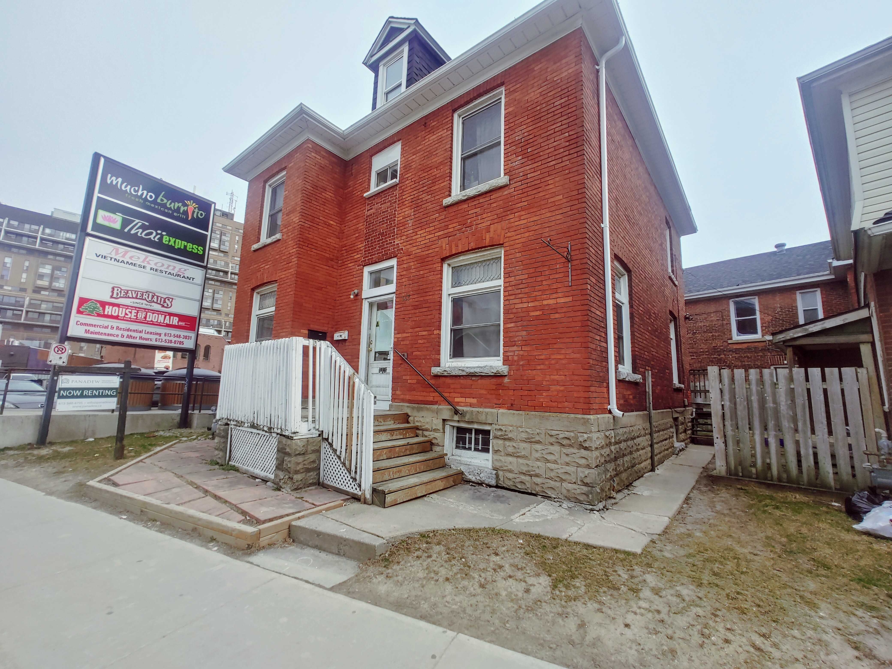 147 Division St, Unit 2
