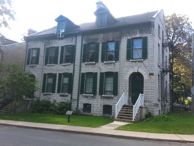 134 Earl St, Unit 3