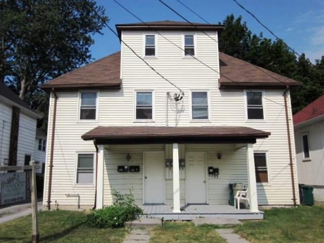 556 Albert St, Unit 2